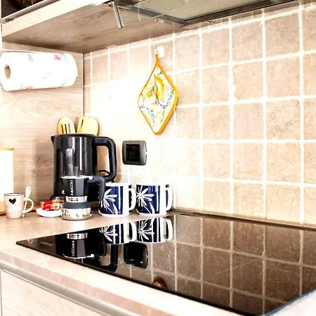 Relax With Balcony アパート